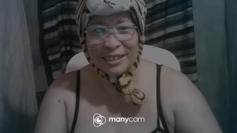 Snapshot of charmingcel chatting on 3, 7, 2026 charmingcel online show from 3, 7, 2026