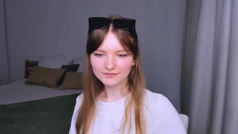 Snapshot of charminglookeva chatting on 16, 5, 2026 Im Eva online show from 16, 5, 2026