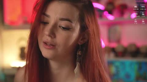 Snapshot of charmings_054 chatting on 28, 2, 2025 Belle and Miley online show from 28, 2, 2025