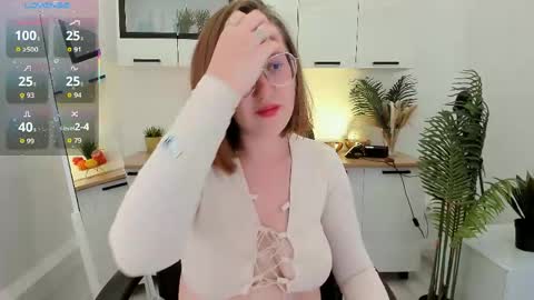 Snapshot of charmygrace chatting on 25, 4, 2026 Grace online show from 25, 4, 2026