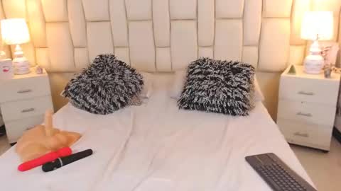 Charon  Stom online show from 8, 3, 2025