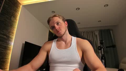Snapshot of chasereed_ chatting on 25, 3, 2026 Chase Reed online show from 25, 3, 2026