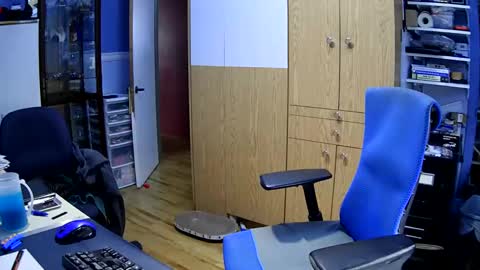 wanaBeYourToy online show from 7, 12, 2024