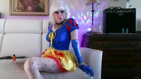 kitty or chaton897 online show from 6, 3, 2026