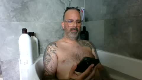 Snapshot of chatryguy chatting on 17, 7, 2026 chatryguy online show from 17, 7, 2026