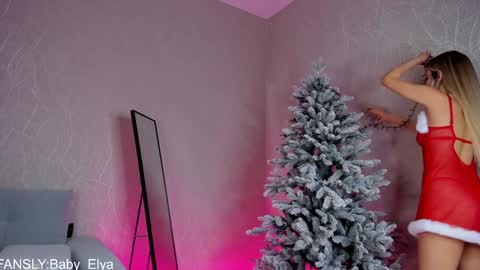 Snapshot of chatur_babes_ chatting on 15, 12, 2024 Im Elya inst Elya Elfie online show from 15, 12, 2024