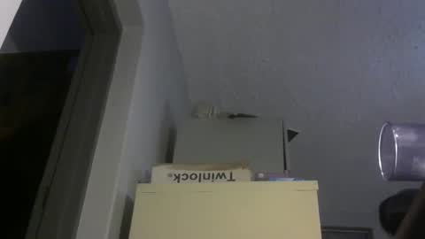 Snapshot of chaturbatordeluxe chatting on 17, 12, 2025 chaturbatordeluxe online show from 17, 12, 2025