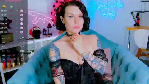 Snapshot of chaturkaterina chatting on 12, 1, 2025 Miss Harmony online show from 12, 1, 2025