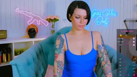 Snapshot of chaturkaterina chatting on 3, 3, 2025 Miss Harmony online show from 3, 3, 2025