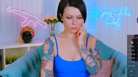 Snapshot of chaturkaterina chatting on 4, 3, 2025 Miss Harmony online show from 4, 3, 2025