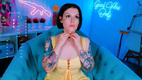 Snapshot of chaturkaterina chatting on 17, 9, 2025 Miss Harmony online show from 17, 9, 2025
