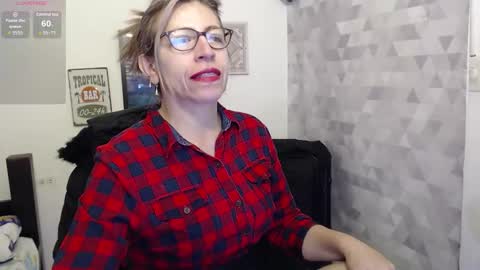 CHAYLA VICTORIA RUIZ  online show from 21, 9, 2025