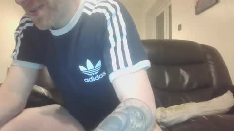 Snapshot of cheeky19841 chatting on 2, 2, 2025 cheeky19841 online show from 2, 2, 2025