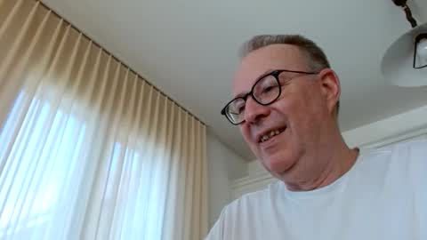 Snapshot of cheer2u chatting on 3, 3, 2026 cheer2u online show from 3, 3, 2026