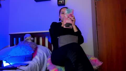 Snapshot of cheeryl chatting on 6, 3, 2025 Miss Cheeryl online show from 6, 3, 2025