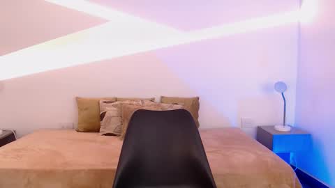 Chelsea  online show from 4, 2, 2026