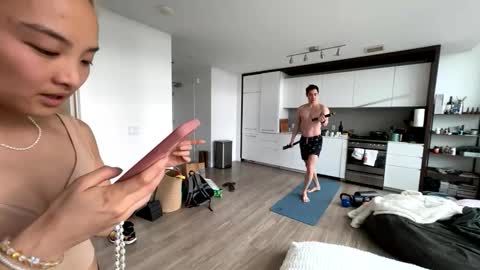 chellybear101 online show from 4, 3, 2026