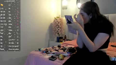 chelsea_bolton_ online show from 7, 4, 2026