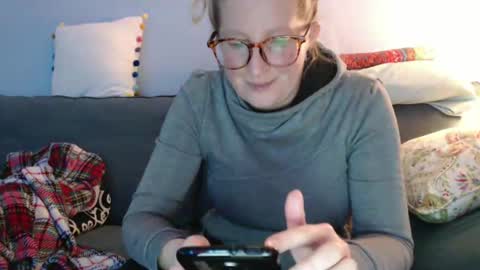 Snapshot of chelseasentra1 chatting on 11, 12, 2024 Chelsea online show from 11, 12, 2024