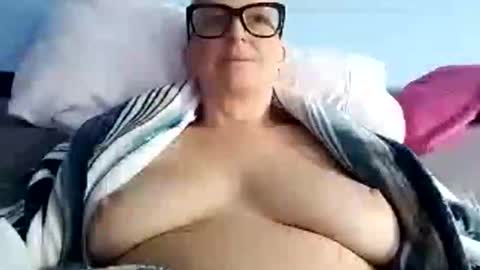 Snapshot of chelseasentra1 chatting on 16, 10, 2025 Chelsea online show from 16, 10, 2025