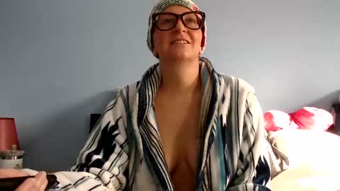 Snapshot of chelseasentra1 chatting on 3, 11, 2025 Chelsea online show from 3, 11, 2025