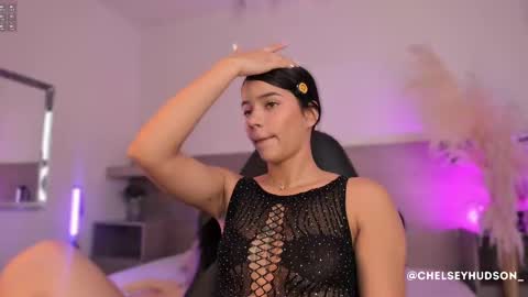 chelsey_hudson online show from 4, 10, 2025