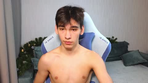 Snapshot of chem1ko chatting on 18, 12, 2024 LUCASRYANPVT IS OPEN online show from 18, 12, 2024