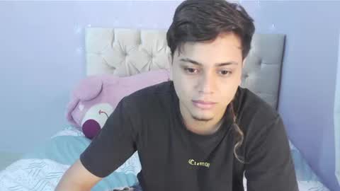 Snapshot of chemistry_live_xcam chatting on 4, 8, 2026 chemistry_live_xcam online show from 4, 8, 2026