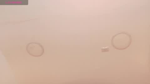   online show from 28, 10, 2025