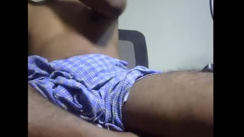 Snapshot of chennai_paiyan_24 chatting on 2, 6, 2026 eniyavan online show from 2, 6, 2026