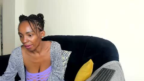 Snapshot of cherry_falls chatting on 11, 6, 2026 cherry_falls online show from 11, 6, 2026