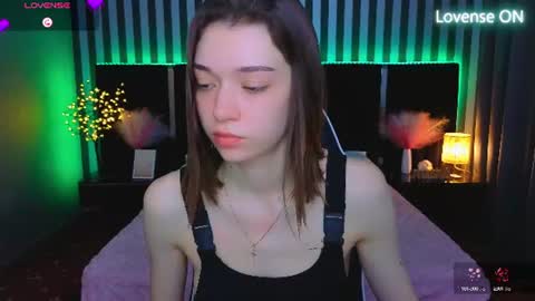 Snapshot of cherry_wipe chatting on 9, 6, 2026 Cherry Wipe online show from 9, 6, 2026