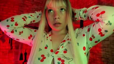     online show from 24, 10, 2025