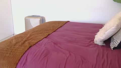 Snapshot of cherrybabexx chatting on 2, 12, 2024 Cherrybabe online show from 2, 12, 2024