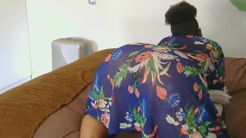 Snapshot of cherrybabexx chatting on 13, 12, 2024 Cherrybabe online show from 13, 12, 2024