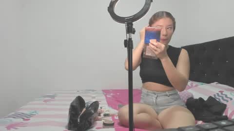 Snapshot of cherryblossom_23 chatting on 15, 5, 2026 cherryblossom_23 online show from 15, 5, 2026