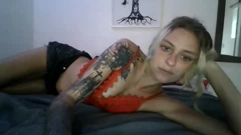 cherryblushxo online show from 28, 4, 2026