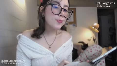 Snapshot of cherrybunny21 chatting on 9, 9, 2025 Sarah Prez online show from 9, 9, 2025