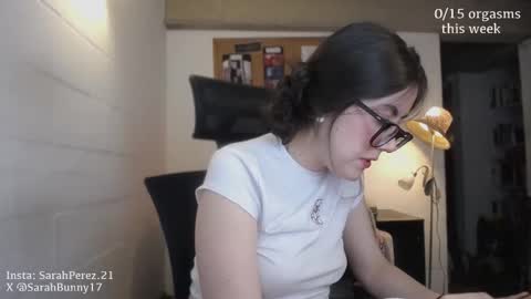 Snapshot of cherrybunny21 chatting on 11, 9, 2025 Sarah Prez online show from 11, 9, 2025