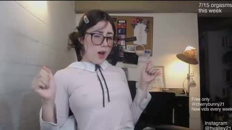 Sarah Prez online show from 28, 2, 2026