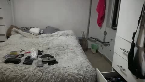 CherryCatCup online show from 11, 4, 2026