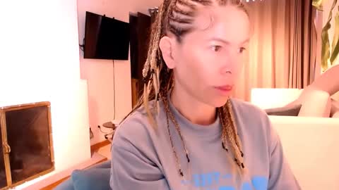 Anna online show from 2, 2, 2026