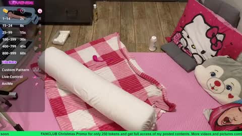 Snapshot of cherrycreme chatting on 7, 12, 2024 Cherry online show from 7, 12, 2024