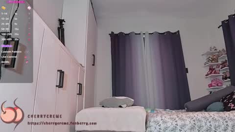 Snapshot of cherrycreme chatting on 9, 9, 2025 Cherry online show from 9, 9, 2025