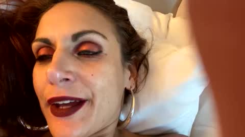 cherrydarlin5176 online show from 13, 10, 2025