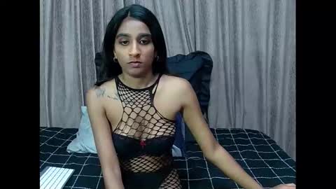 Snapshot of cherryindian4u69 chatting on 23, 12, 2024 leah online show from 23, 12, 2024