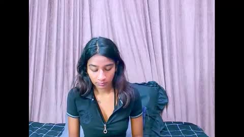 Snapshot of cherryindian4u69 chatting on 27, 12, 2024 leah online show from 27, 12, 2024