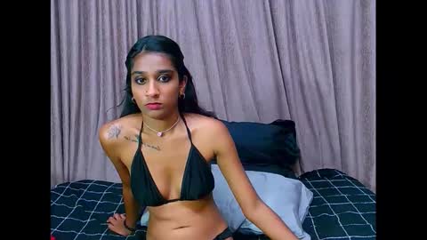 Snapshot of cherryindian4u69 chatting on 29, 12, 2024 leah online show from 29, 12, 2024