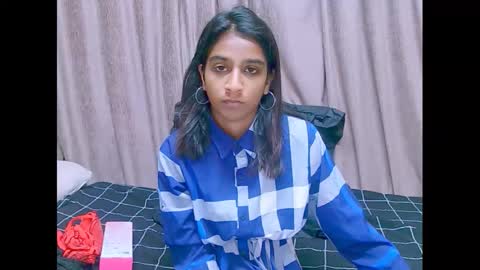 Snapshot of cherryindian4u69 chatting on 28, 1, 2025 leah online show from 28, 1, 2025