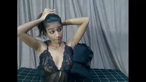 Snapshot of cherryindian4u69 chatting on 31, 1, 2025 leah online show from 31, 1, 2025